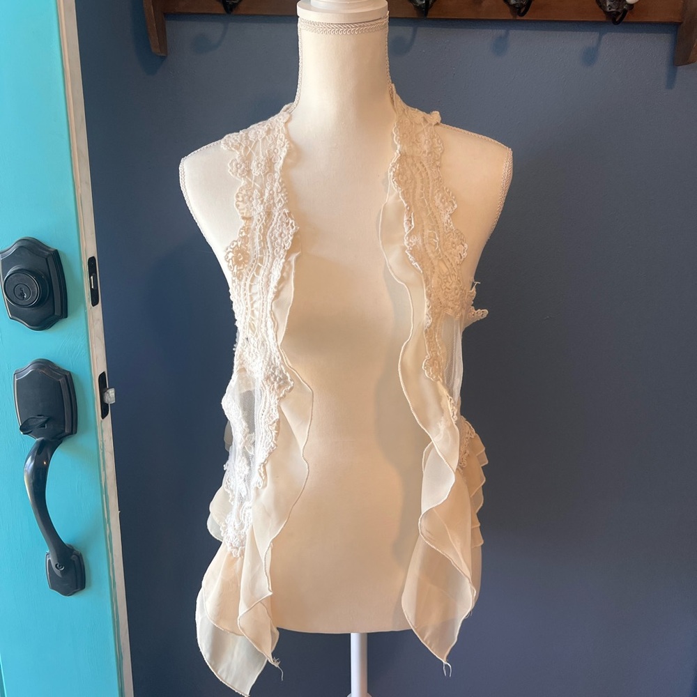 Cream Lace Ruffle Vest